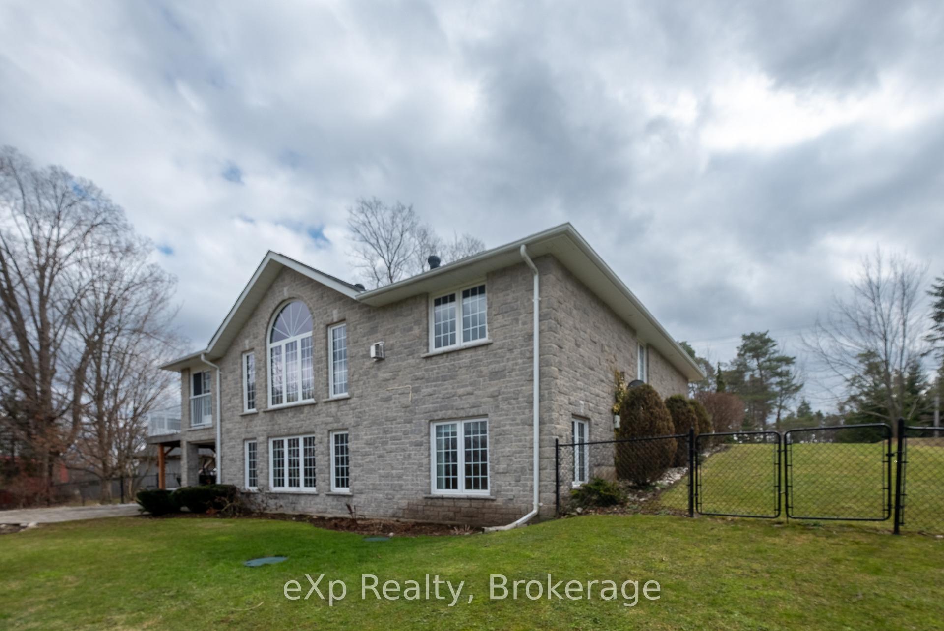 Photo 37 of 822813 Sideroad 1, Chatsworth — HOMEH
