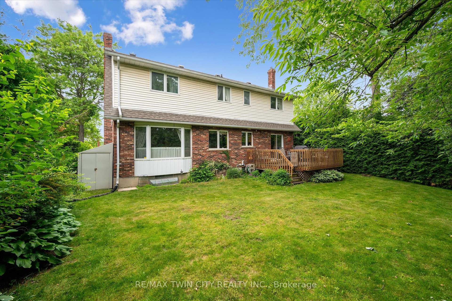 Photo 50 of 45 Applewood Crescent, Cambridge — HOMEH