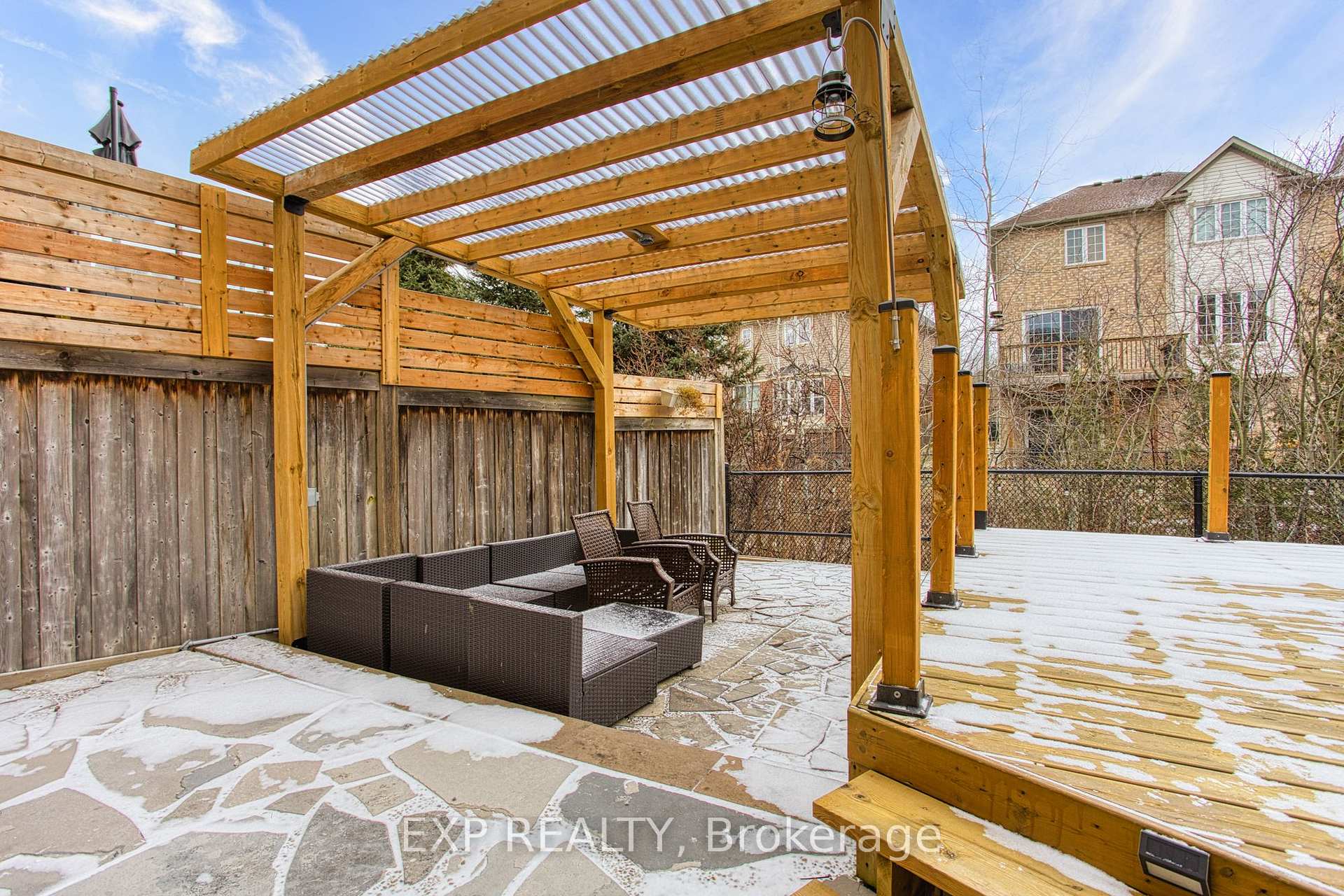 Photo 39 of 382 Montreal Circle, Hamilton, Winona Park — HOMEH