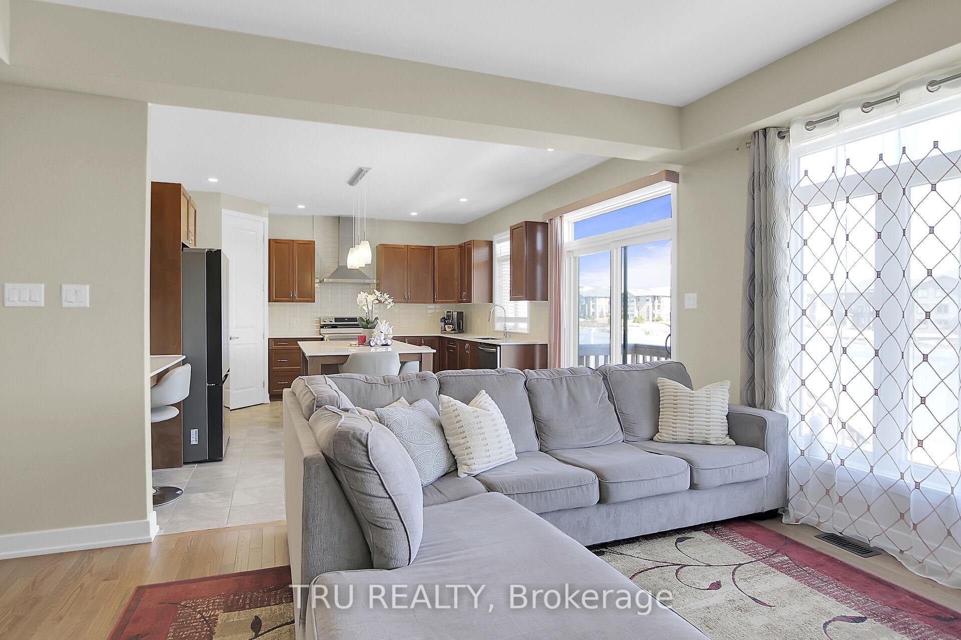 Photo 13 of 935 Embankment Street, Ottawa, Stittsville (South) — HOMEH