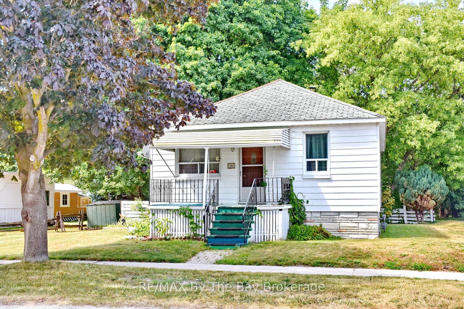 Photo 1 of 18 Birch Street, Collingwood — HOMEH