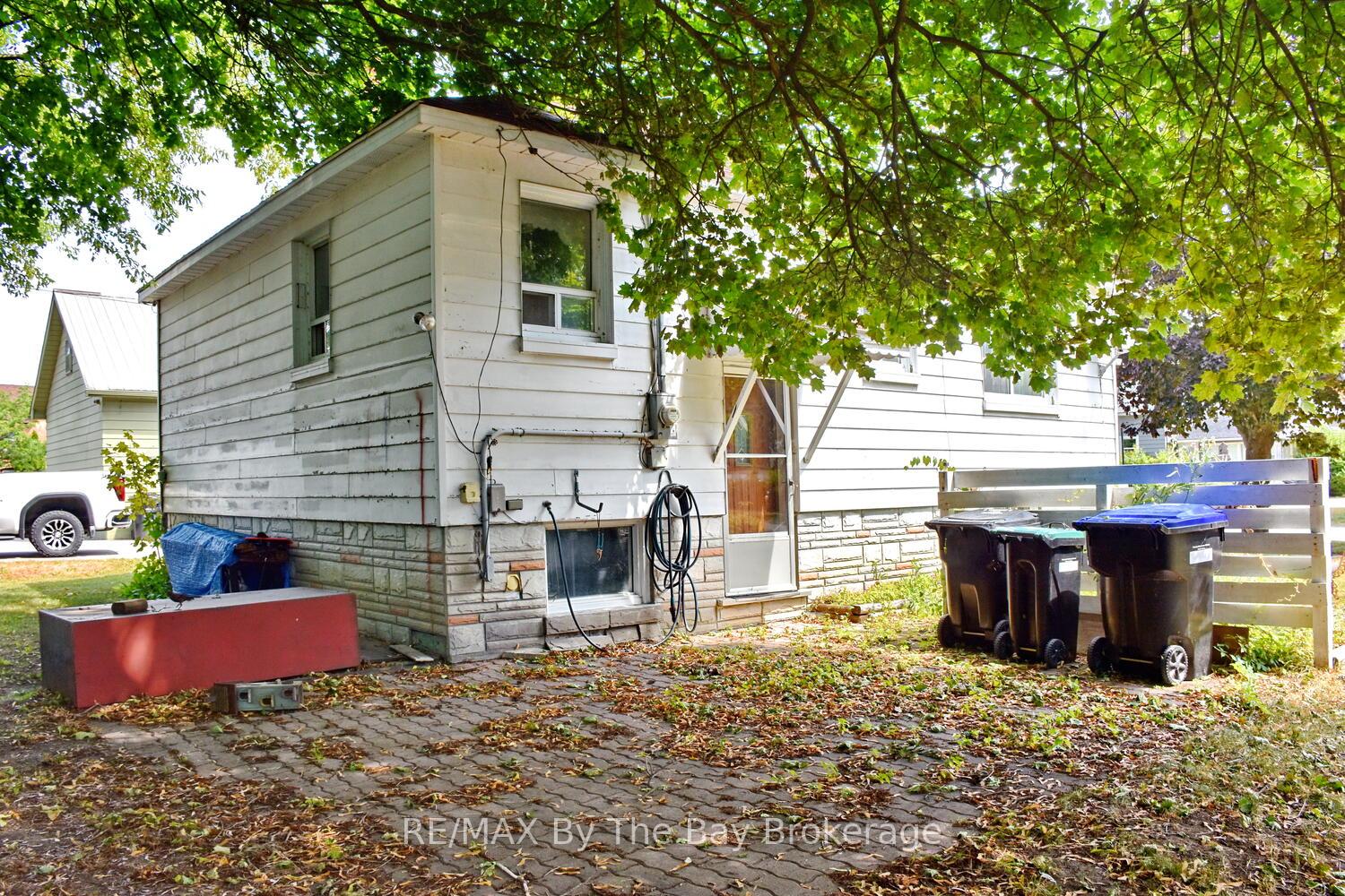 Photo 23 of 18 Birch Street, Collingwood — HOMEH