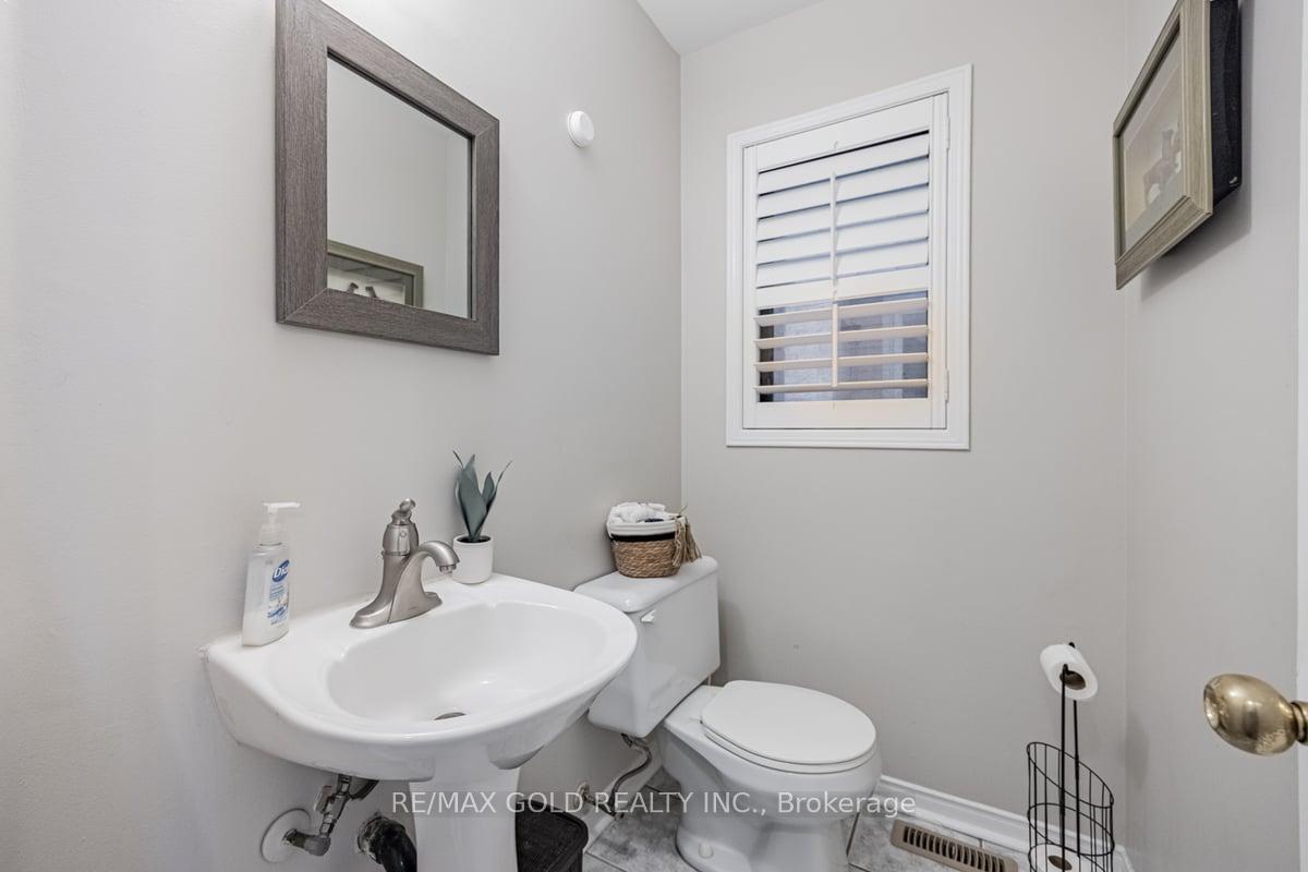 Photo 19 of 151 Richwood Crescent, Brampton, Brampton West — HOMEH