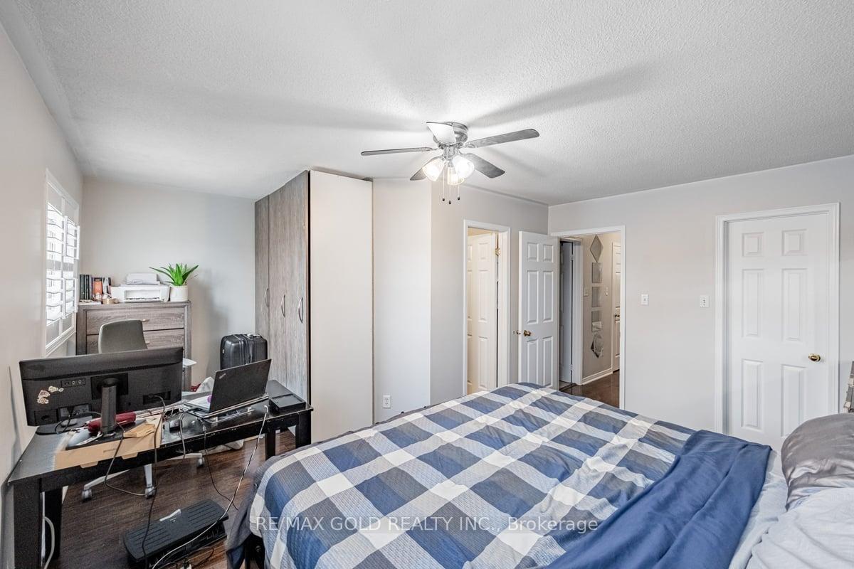 Photo 21 of 151 Richwood Crescent, Brampton, Brampton West — HOMEH