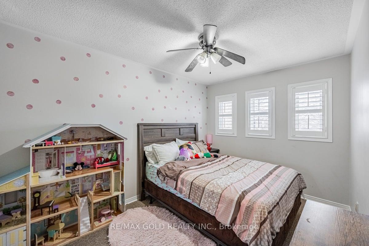 Photo 25 of 151 Richwood Crescent, Brampton, Brampton West — HOMEH