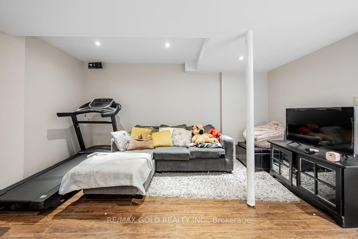 Photo 28 of 151 Richwood Crescent, Brampton, Brampton West — HOMEH