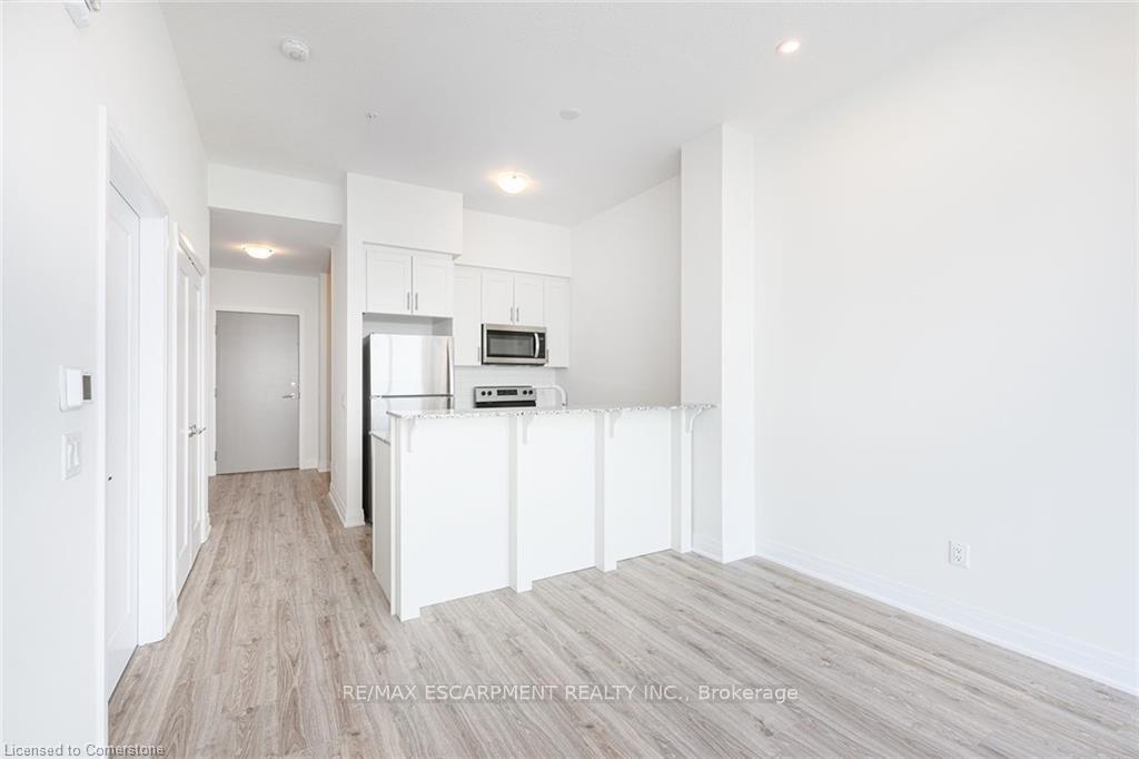 Photo 5 of Unit 637, 16 Concord Place, Grimsby, Grimsby Beach — HOMEH