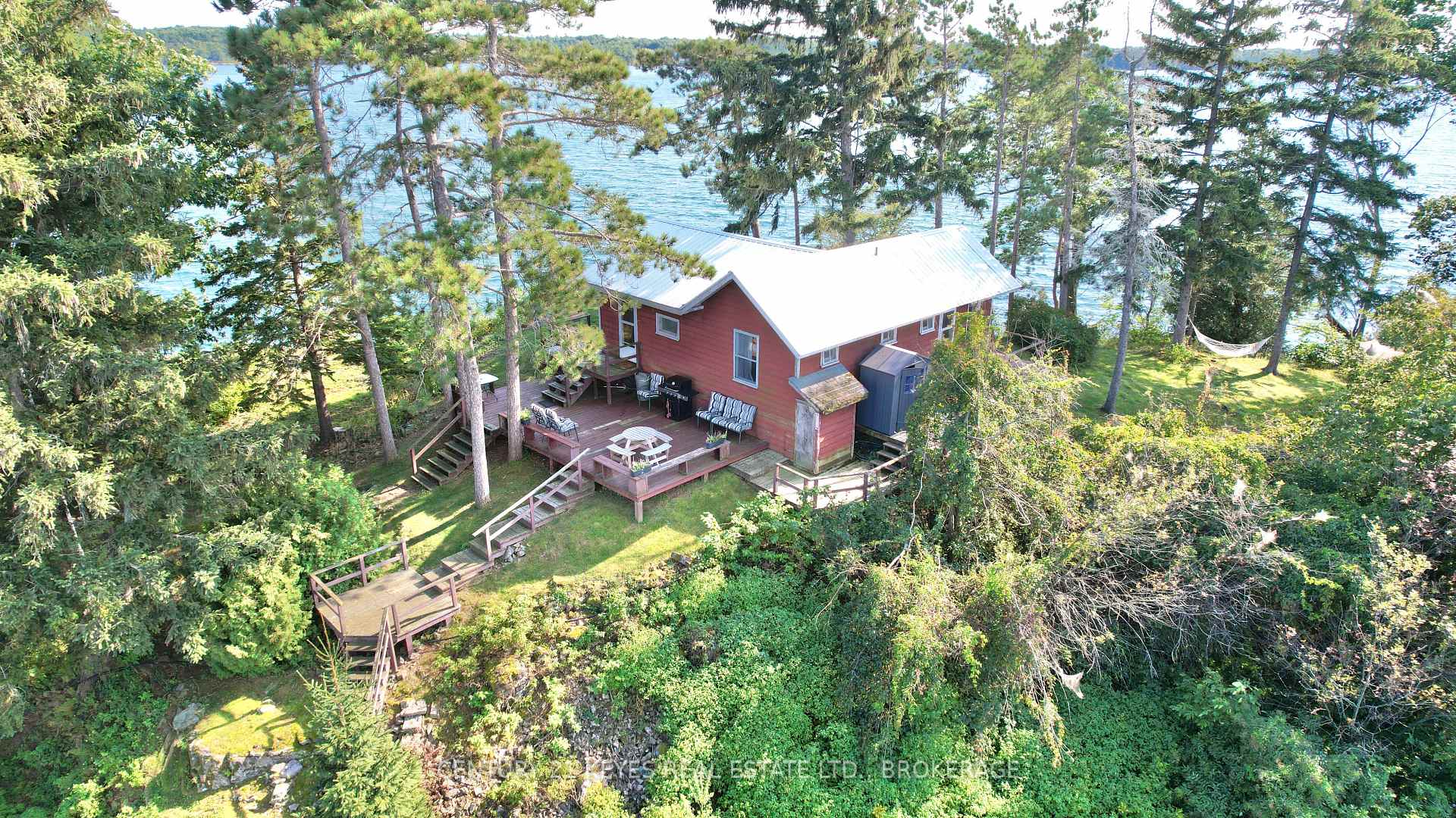 Photo 2 of 1 O'Conor Island, Frontenac Islands, The Islands — HOMEH