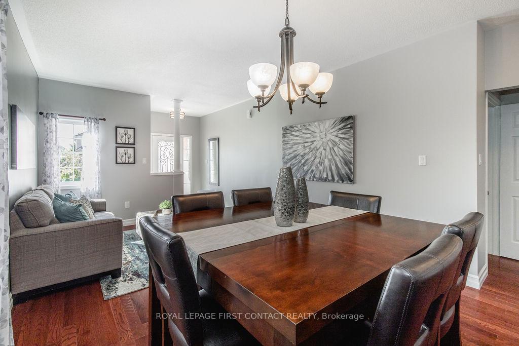 Photo 18 of 60 Westminster Circle, Barrie, Innis-Shore — HOMEH