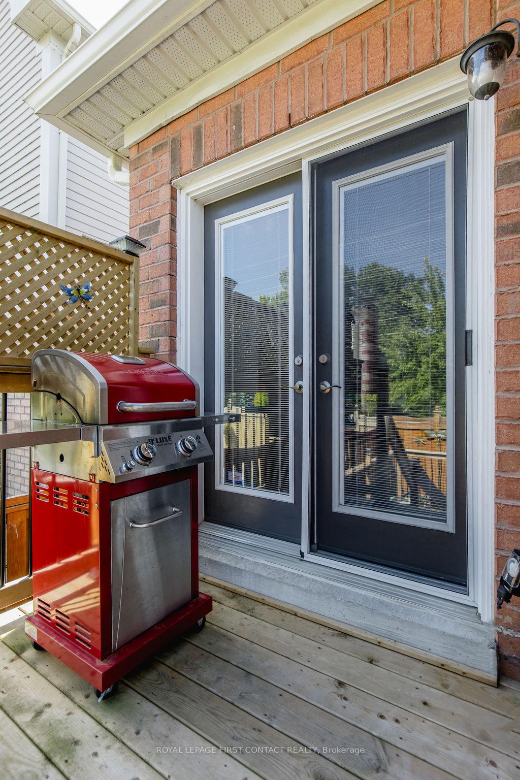 Photo 43 of 60 Westminster Circle, Barrie, Innis-Shore — HOMEH