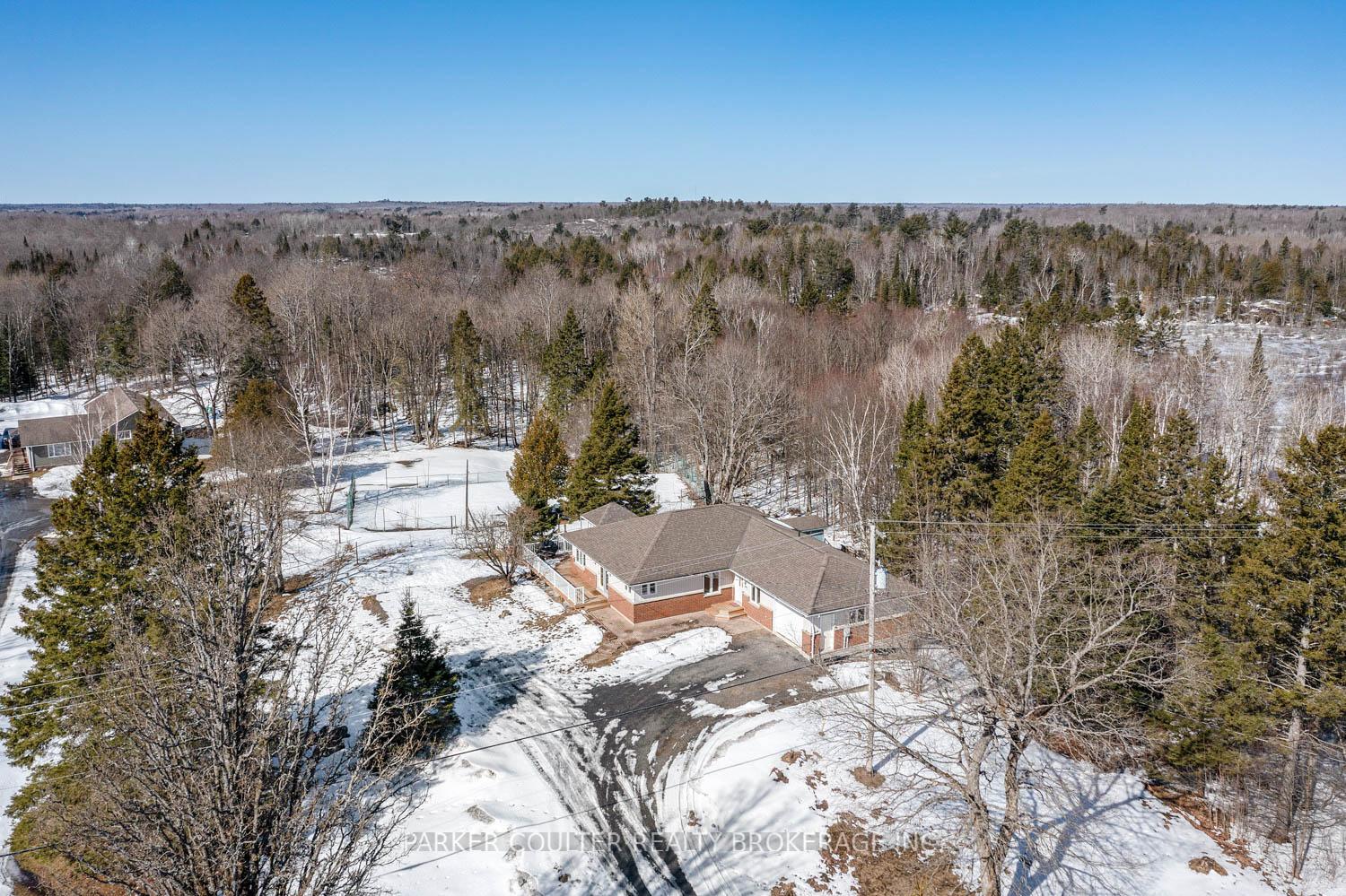 Photo 1 of 243 Centre Road, McKellar — HOMEH