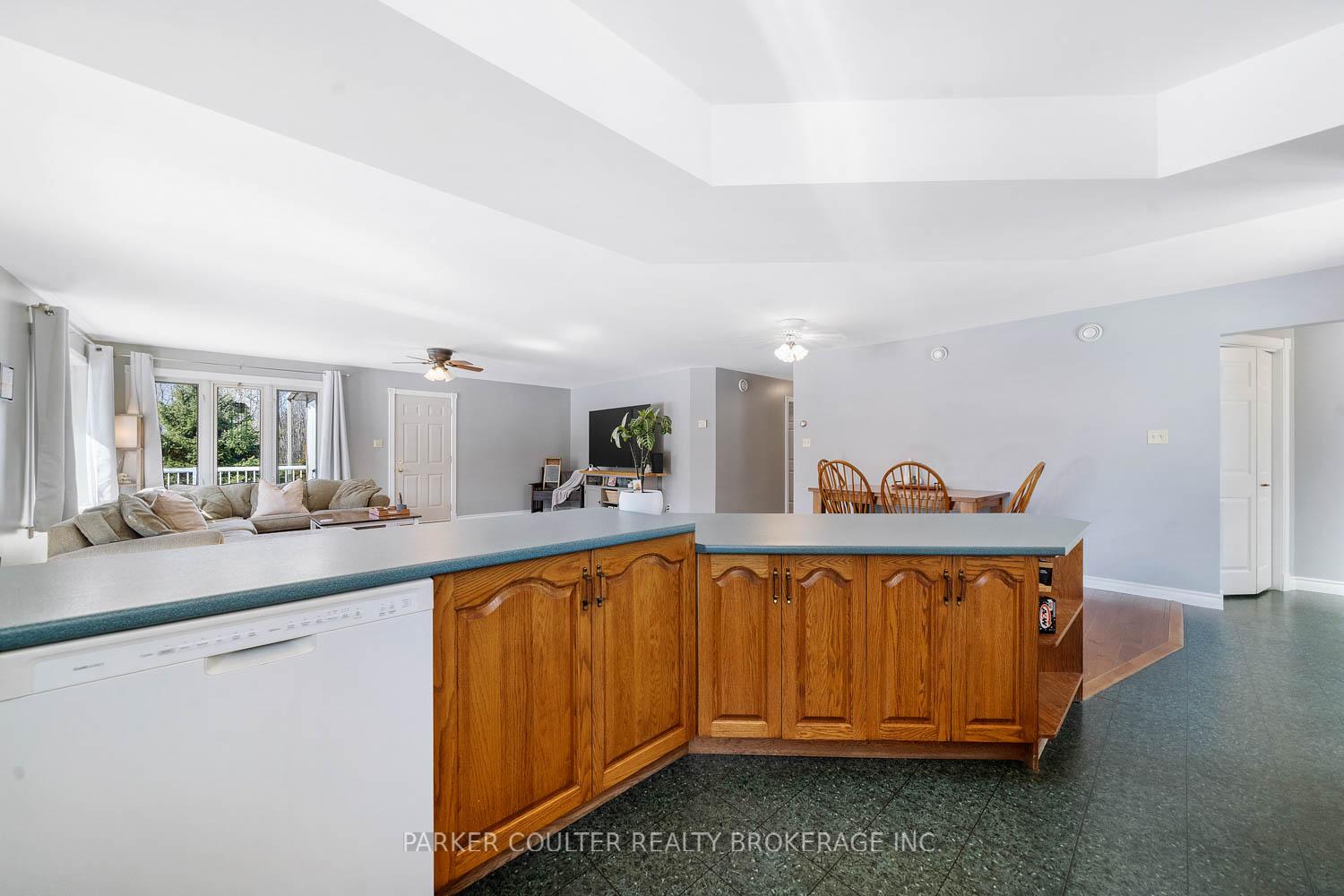 Photo 16 of 243 Centre Road, McKellar — HOMEH