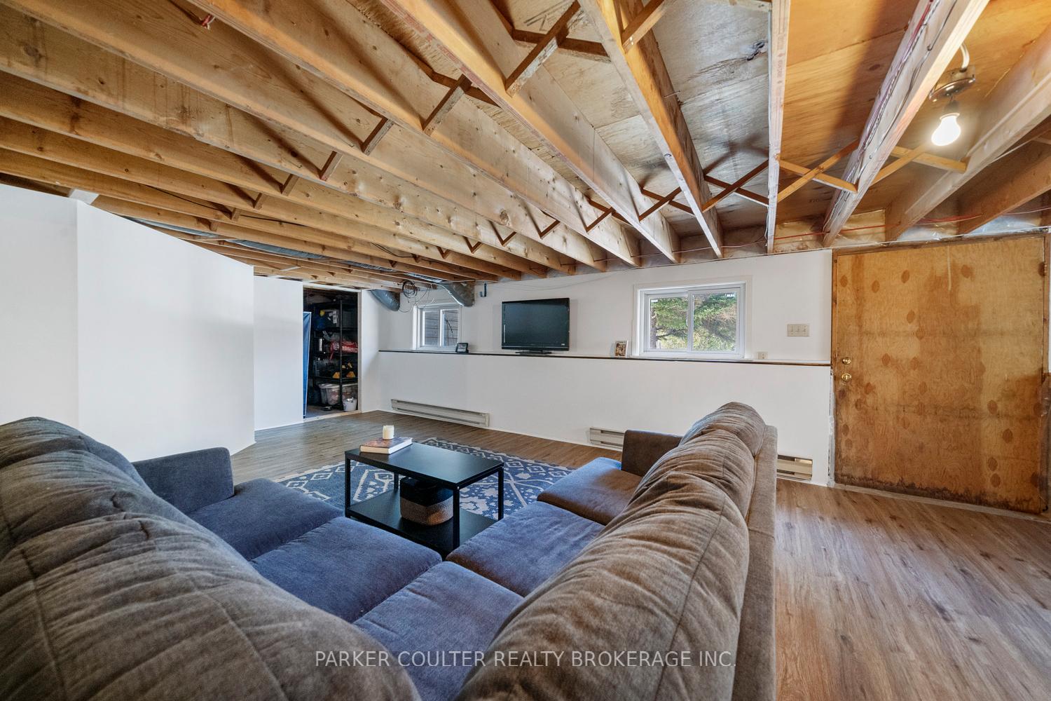 Photo 72 of 243 Centre Road, McKellar — HOMEH