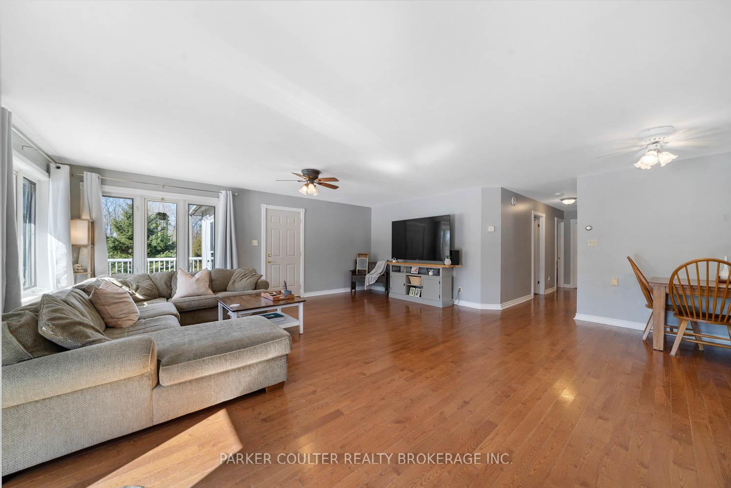 Photo 25 of 243 Centre Road, McKellar — HOMEH