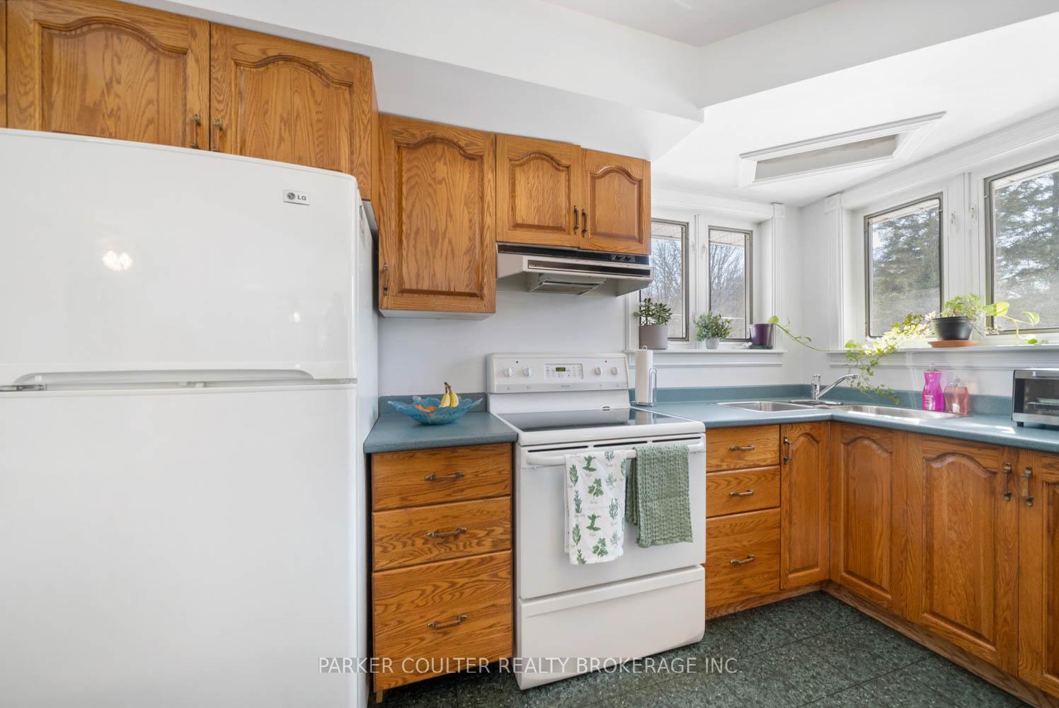 Photo 34 of 243 Centre Road, McKellar — HOMEH