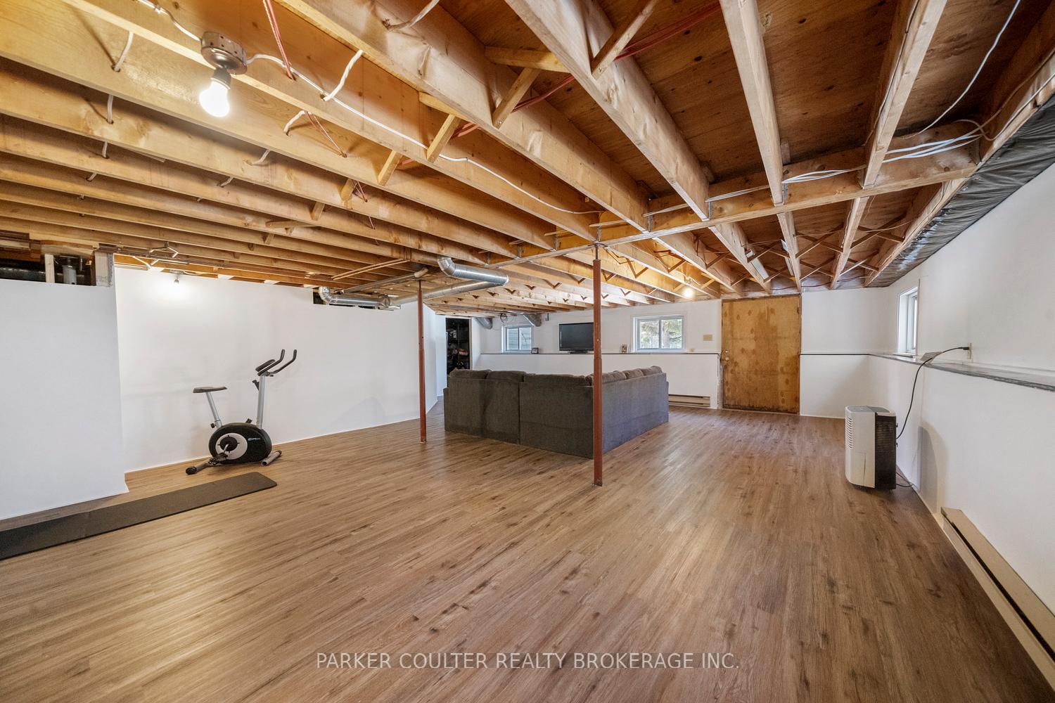 Photo 57 of 243 Centre Road, McKellar — HOMEH