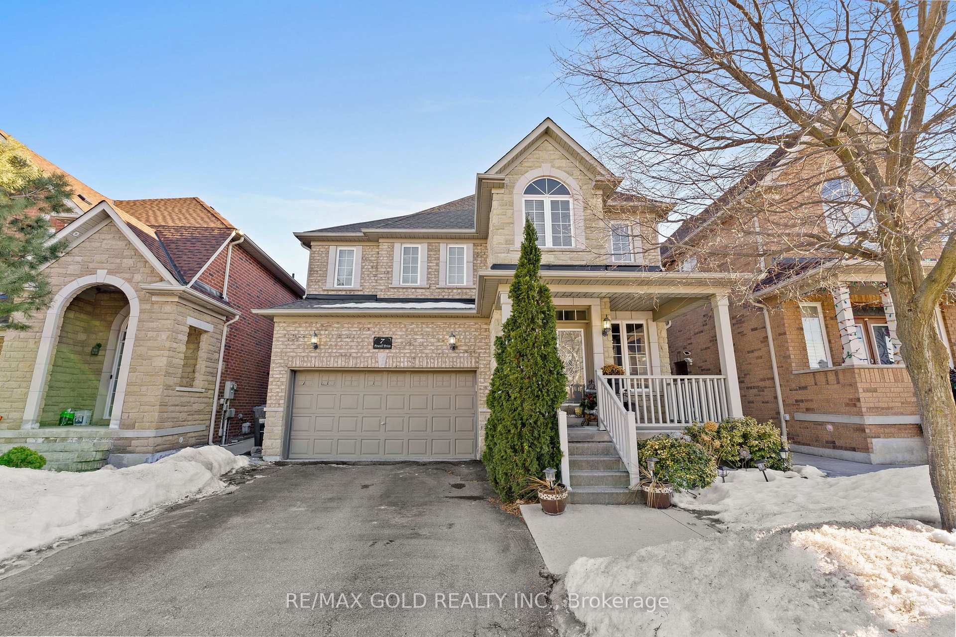 Front of 7 Powell Drive