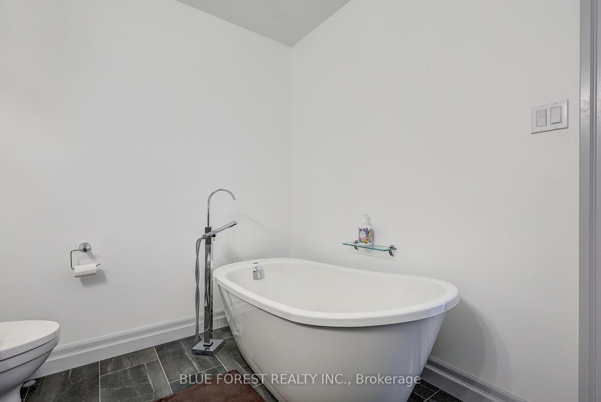 Photo 81 of Unit 26, 374 Front Street, Central Elgin, Rural Central Elgin — HOMEH