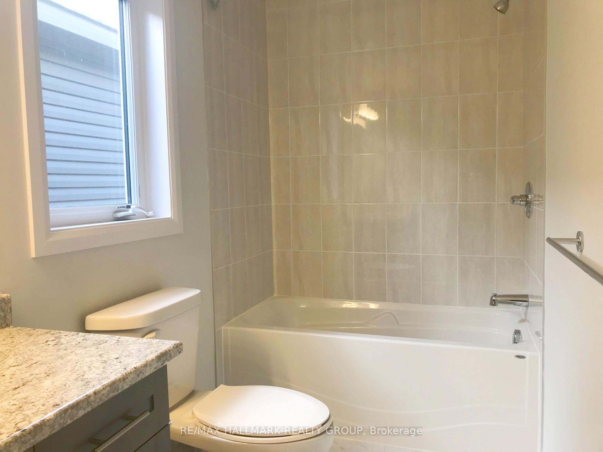 Photo 14 of 123 Paloma Circle, Ottawa, Barrhaven - Heritage Park — HOMEH