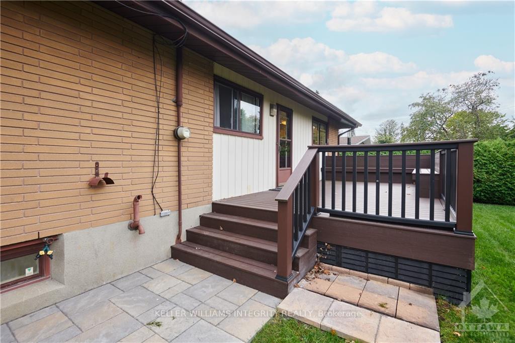 Photo 15 of 51 Ashburn Drive, Ottawa, Borden Farm/Stewart Farm/Carleton Heights/Parkwood Hills — HOMEH