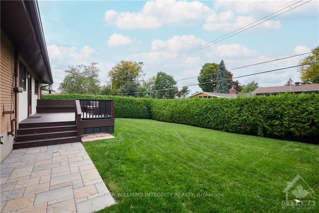 Photo 16 of 51 Ashburn Drive, Ottawa, Borden Farm/Stewart Farm/Carleton Heights/Parkwood Hills — HOMEH