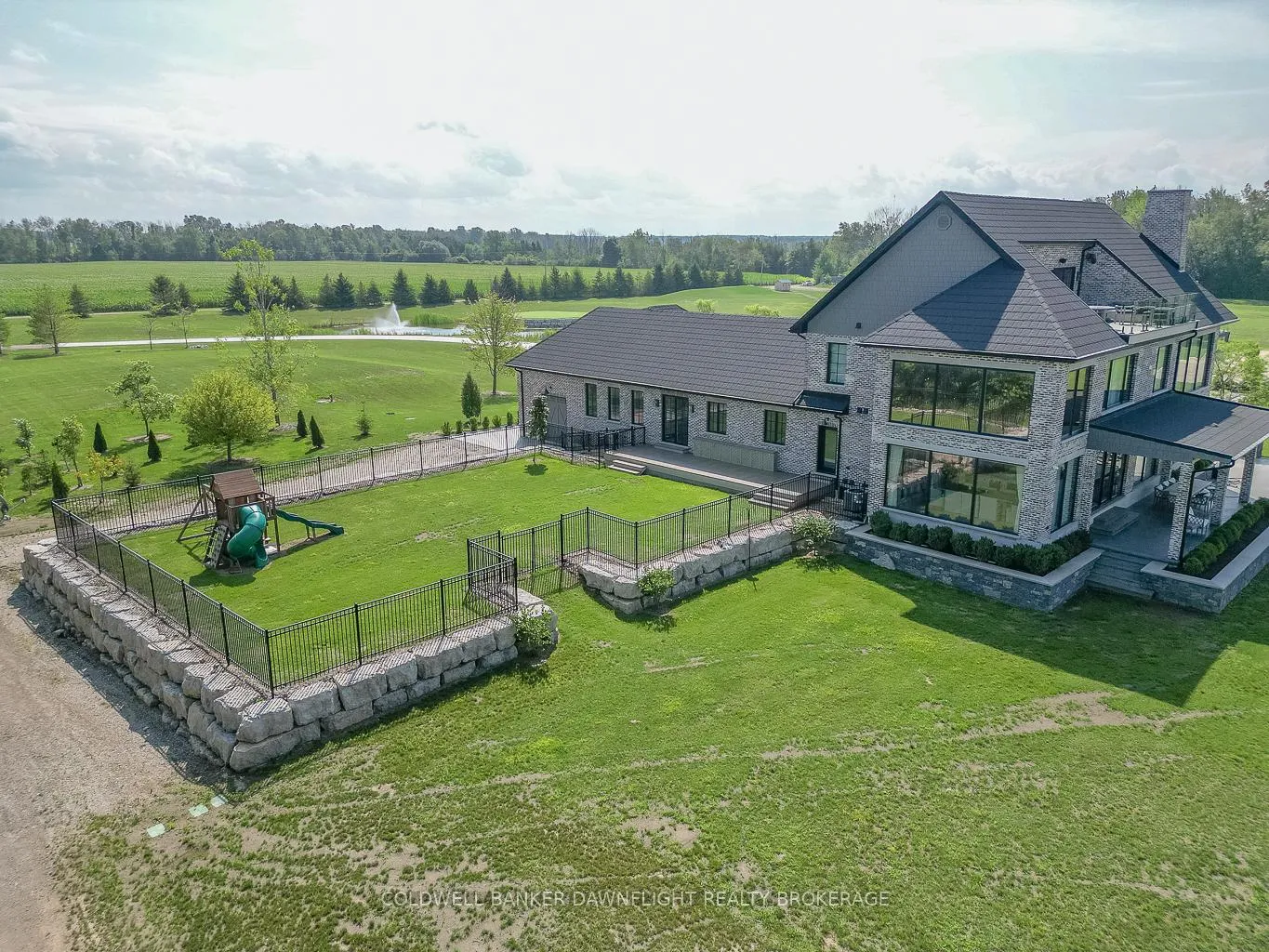 Photo 12 of 79585 Cottage Drive, Central Huron, Goderich — HOMEH