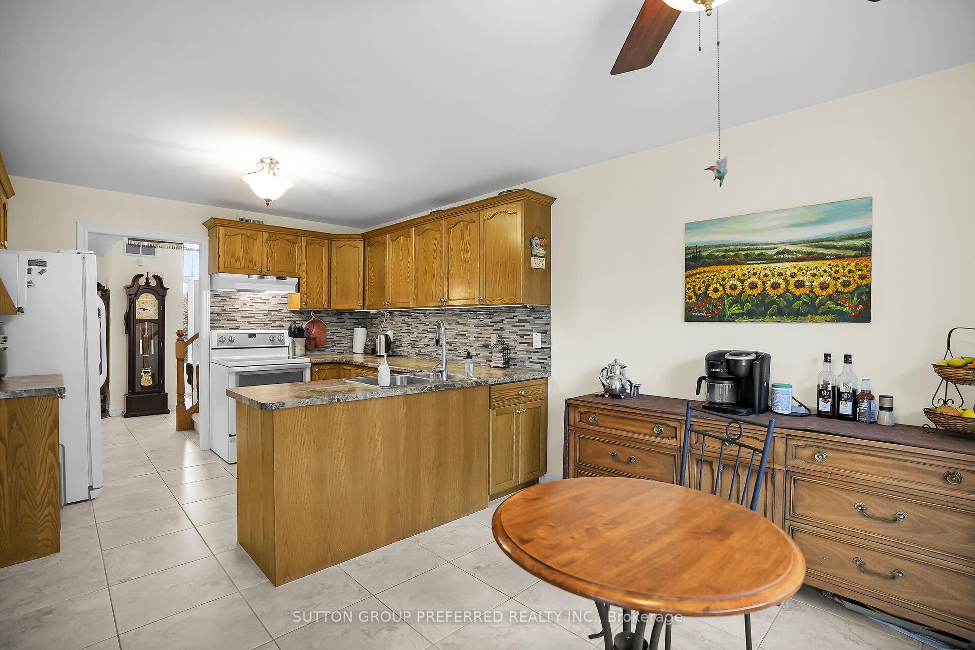 Photo 16 of 250 Kettle Creek Drive, Central Elgin, Belmont — HOMEH