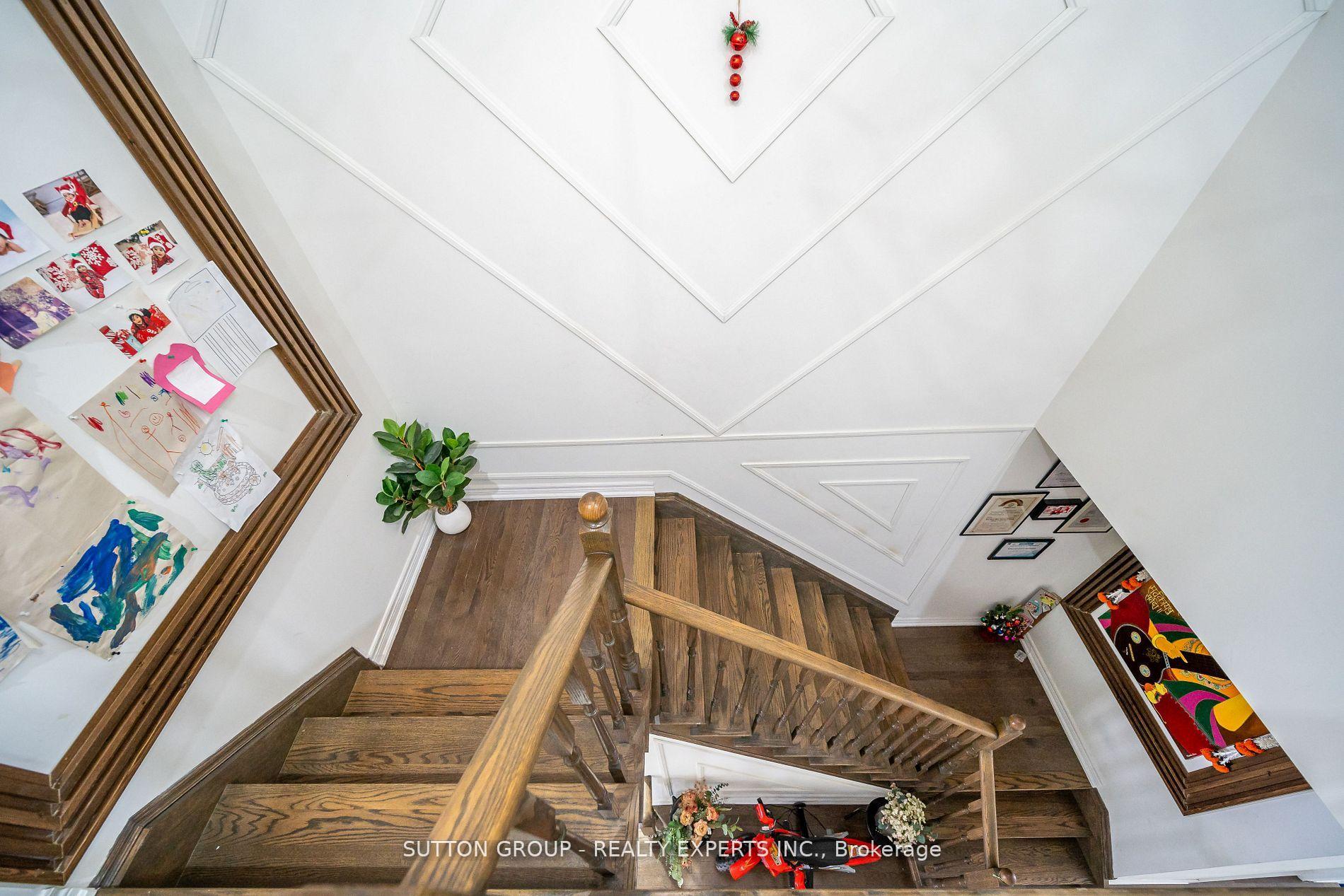 Photo 5 of 50 Adventura Road, Brampton, Northwest Brampton — HOMEH
