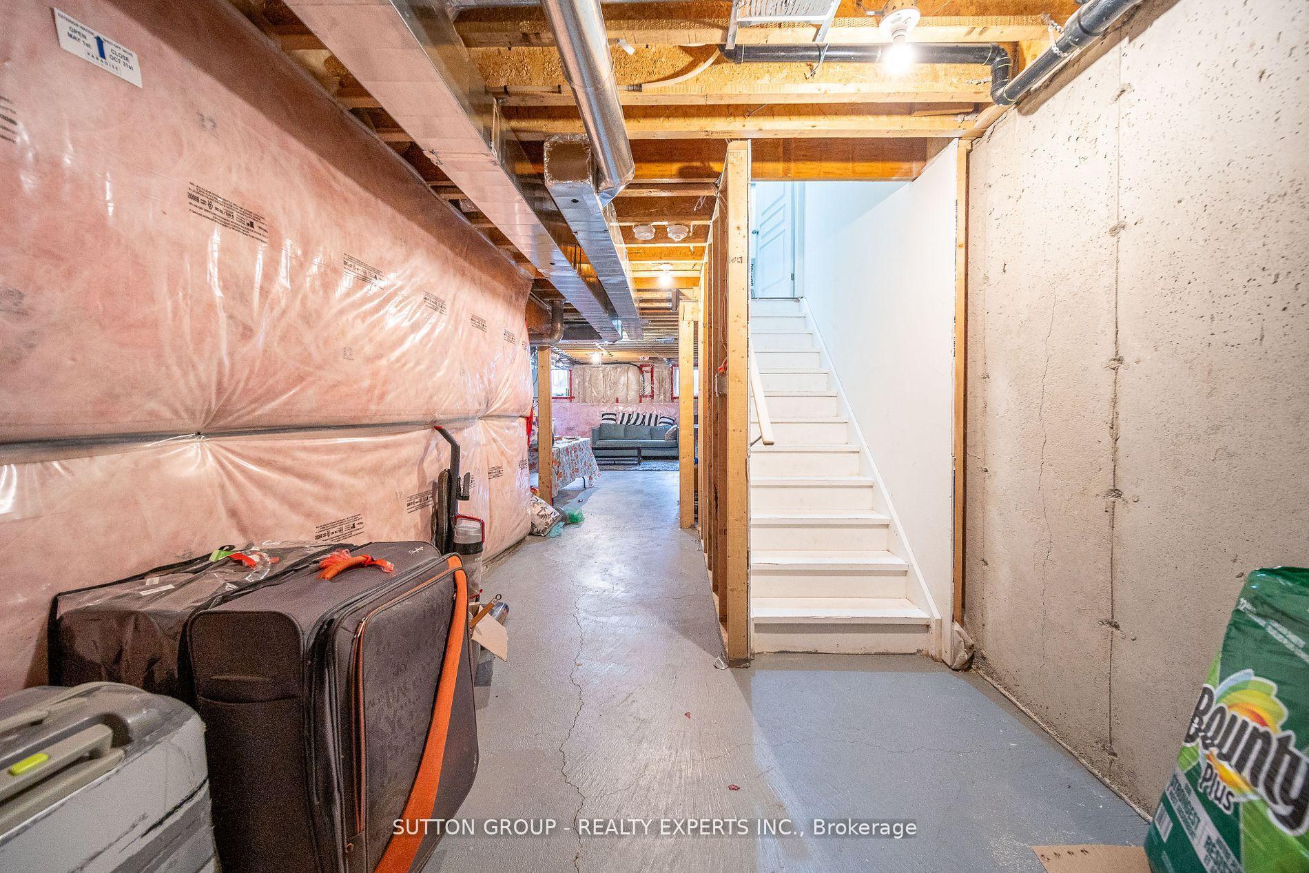 Photo 6 of 50 Adventura Road, Brampton, Northwest Brampton — HOMEH