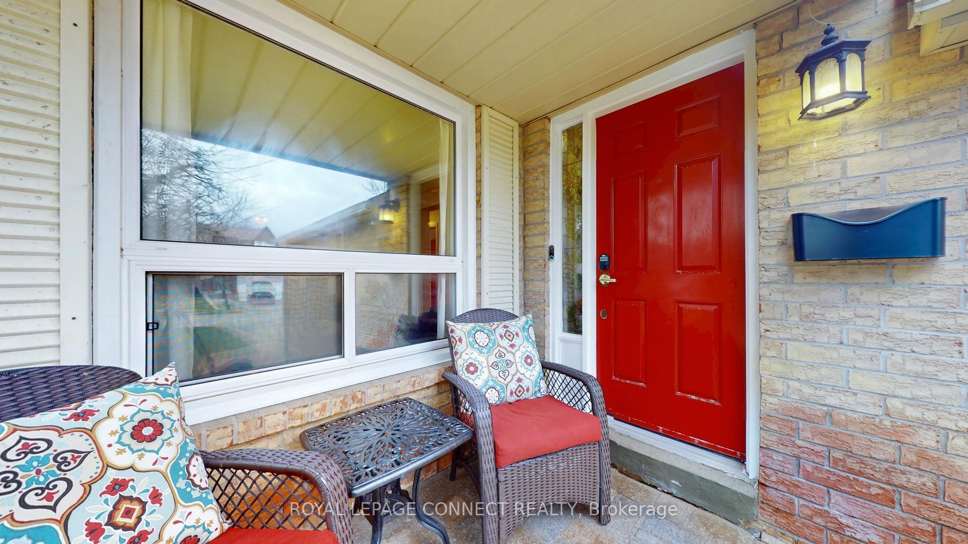 Photo 5 of 45 Copeland Road, Brampton, Fletcher's West — HOMEH