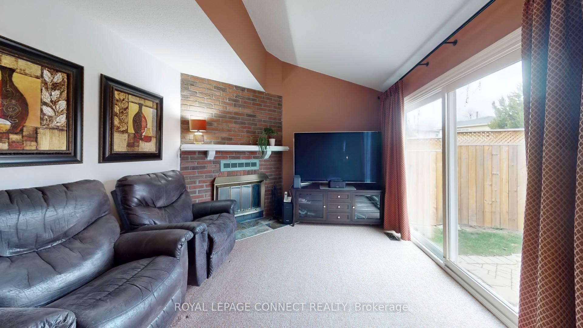 Photo 13 of 45 Copeland Road, Brampton, Fletcher's West — HOMEH