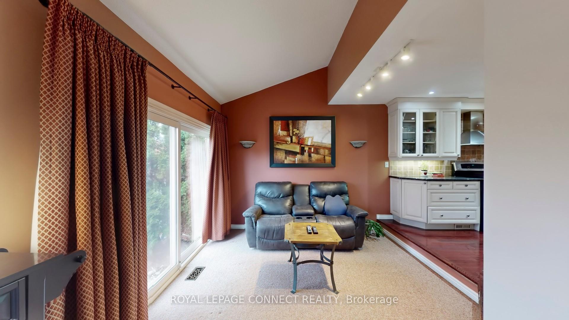 Photo 15 of 45 Copeland Road, Brampton, Fletcher's West — HOMEH