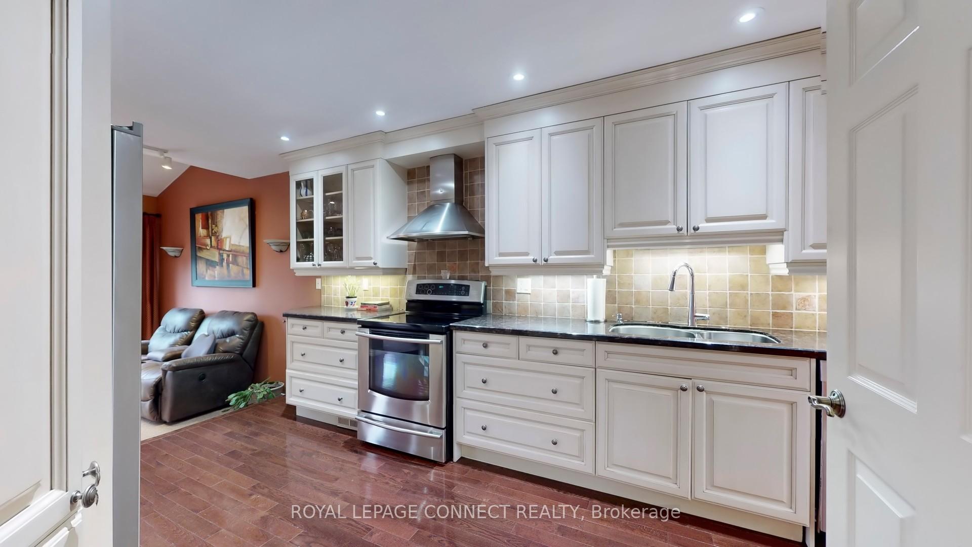 Photo 19 of 45 Copeland Road, Brampton, Fletcher's West — HOMEH