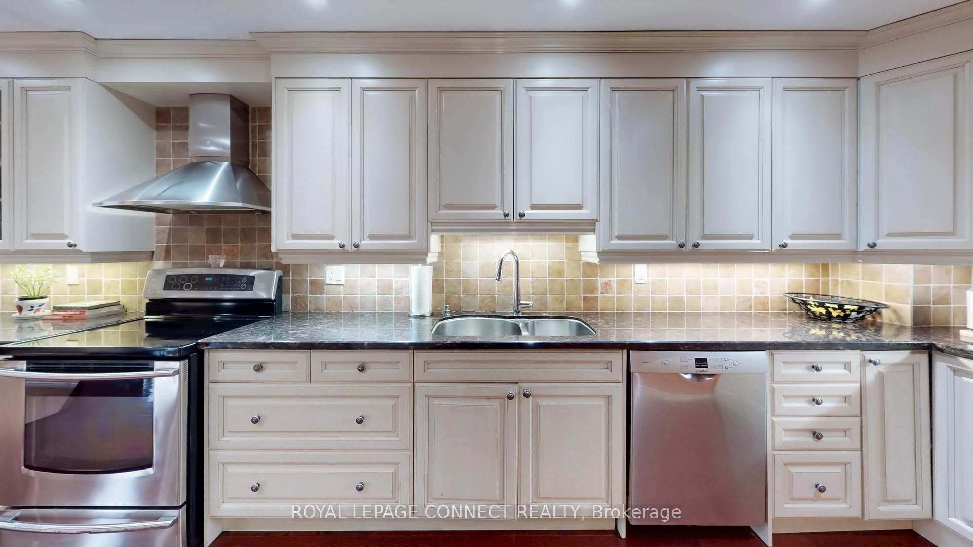 Photo 20 of 45 Copeland Road, Brampton, Fletcher's West — HOMEH