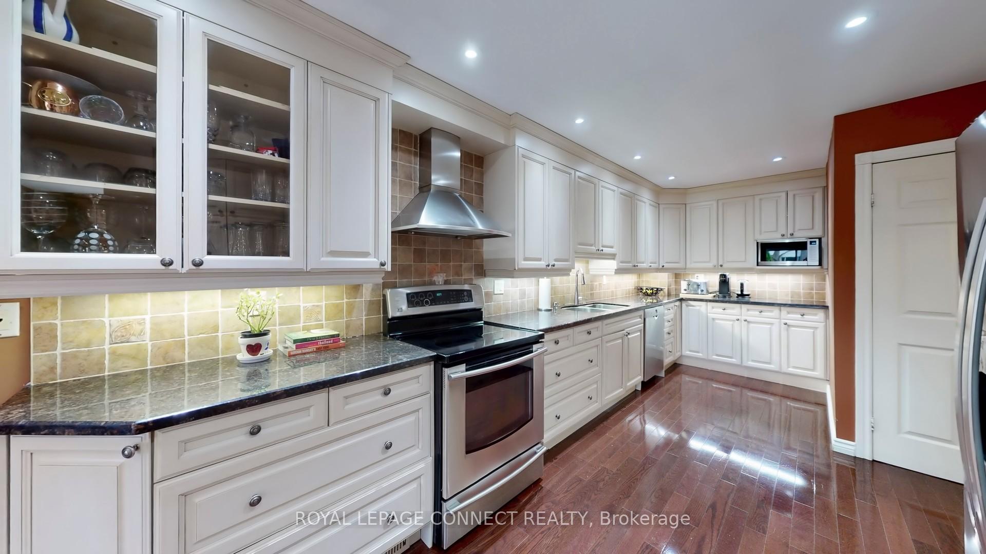 Photo 21 of 45 Copeland Road, Brampton, Fletcher's West — HOMEH