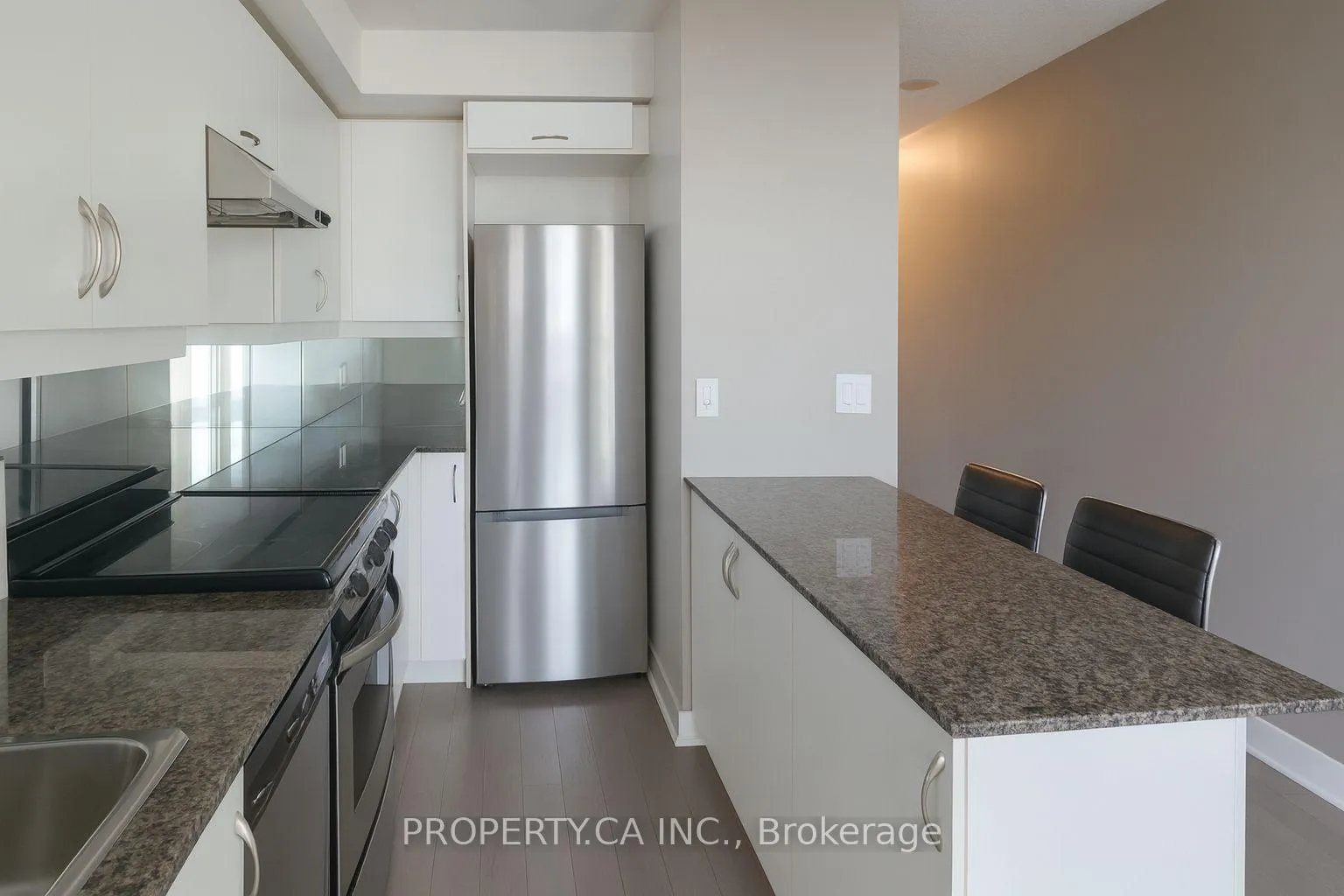 Photo 4 of Unit 1122, 320 Richmond Street E, Toronto, Moss Park — HOMEH