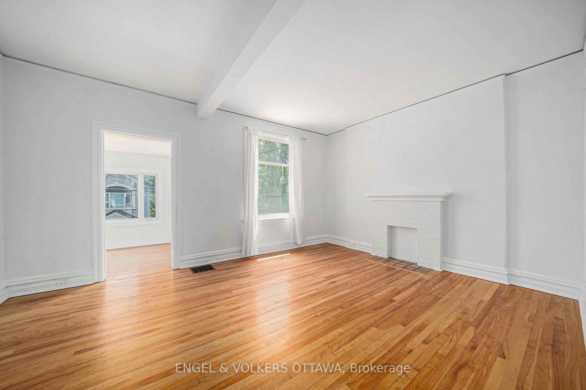 Photo 3 of Unit 2, 233 Holmwood Avenue, Ottawa, Glebe — HOMEH