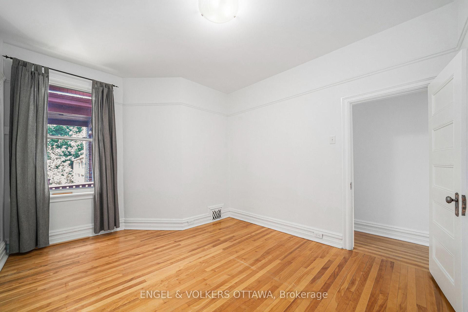 Photo 14 of Unit 2, 233 Holmwood Avenue, Ottawa, Glebe — HOMEH