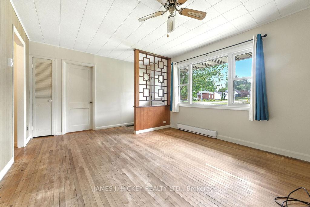 Photo 5 of 31 Glendale Avenue, Deep River — HOMEH