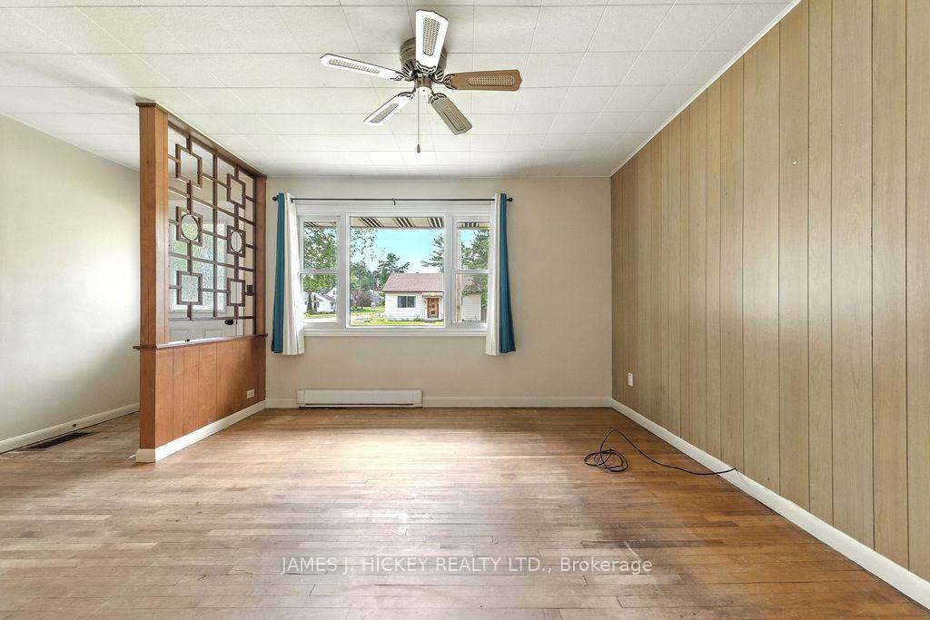 Photo 8 of 31 Glendale Avenue, Deep River — HOMEH
