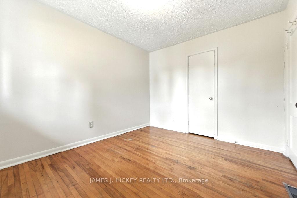 Photo 13 of 31 Glendale Avenue, Deep River — HOMEH