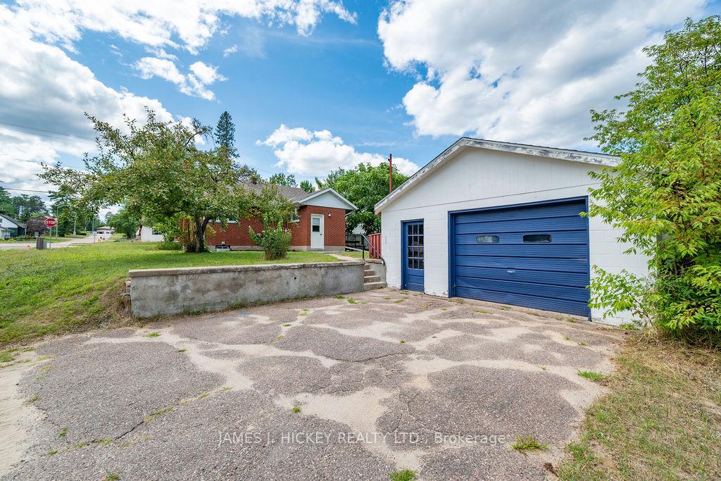 Photo 28 of 31 Glendale Avenue, Deep River — HOMEH
