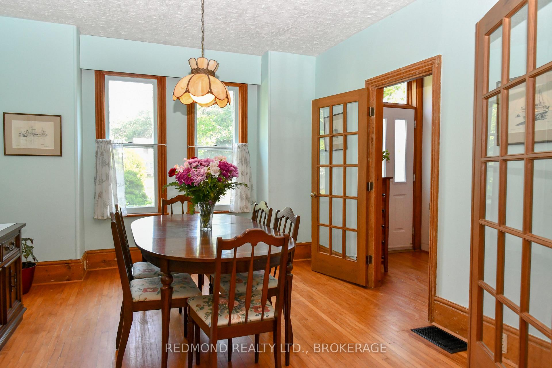 Photo 15 of 13 Windsor Drive E, Gananoque — HOMEH