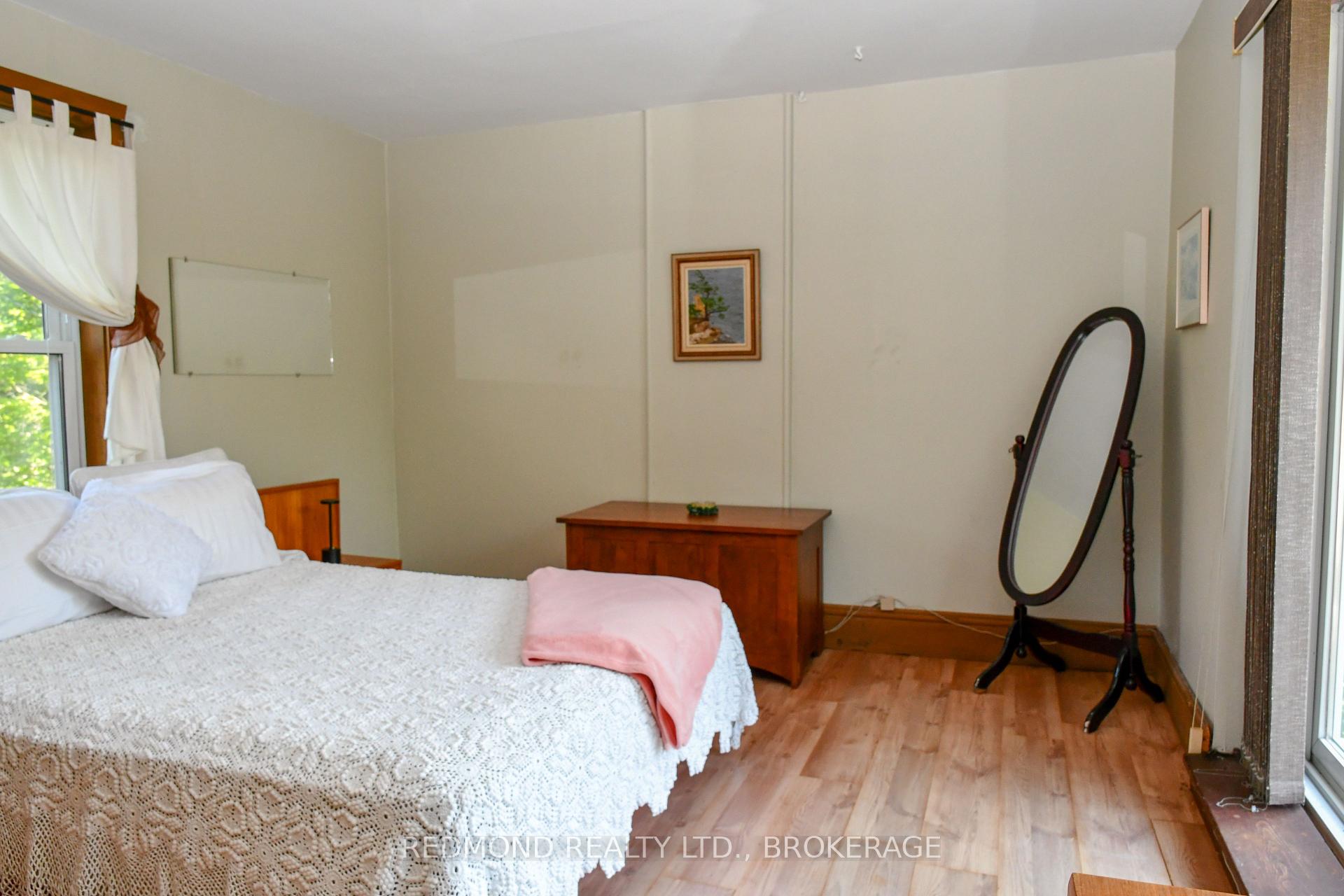 Photo 23 of 13 Windsor Drive E, Gananoque — HOMEH