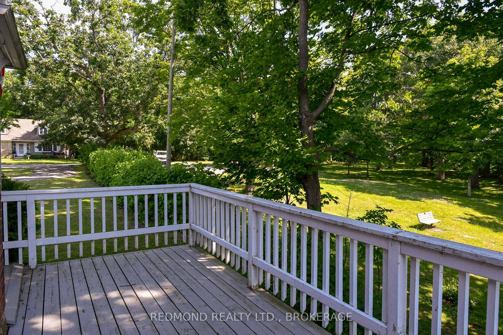 Photo 33 of 13 Windsor Drive E, Gananoque — HOMEH