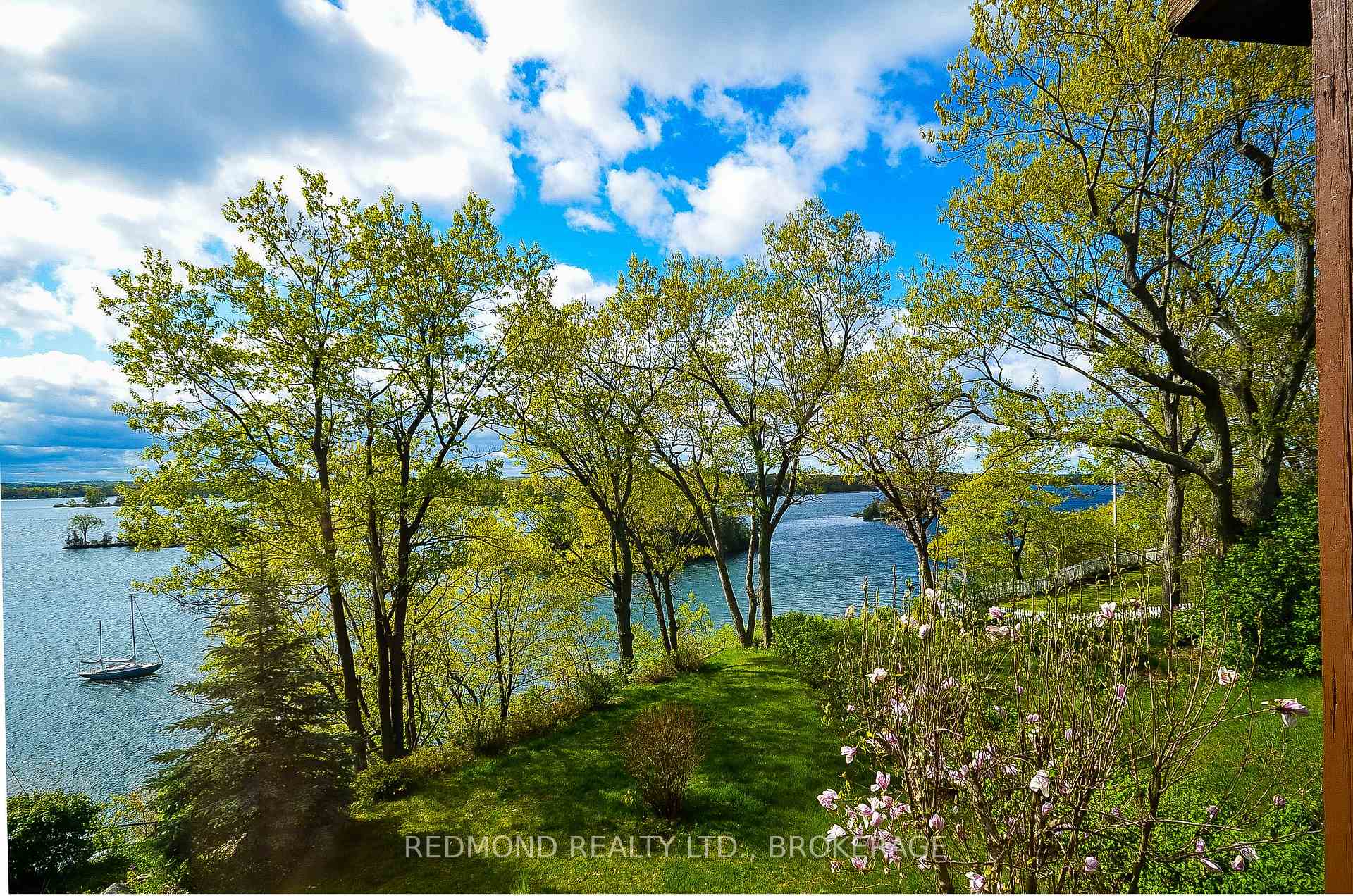 Photo 37 of 13 Windsor Drive E, Gananoque — HOMEH