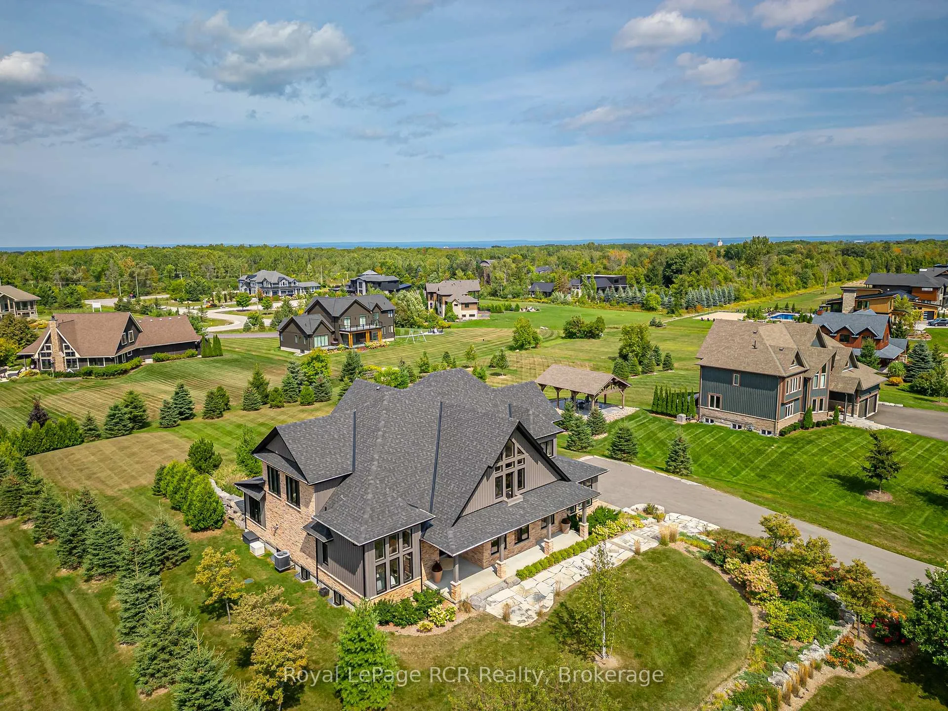 Photo 2 of 4 Meadowlark Way, Clearview, Rural Clearview — HOMEH