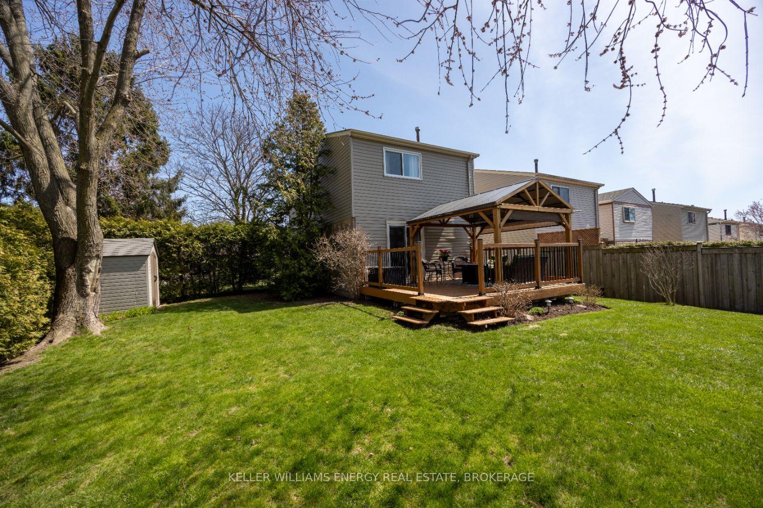 Photo 2 of 820 Finley Avenue, Ajax, South West — HOMEH