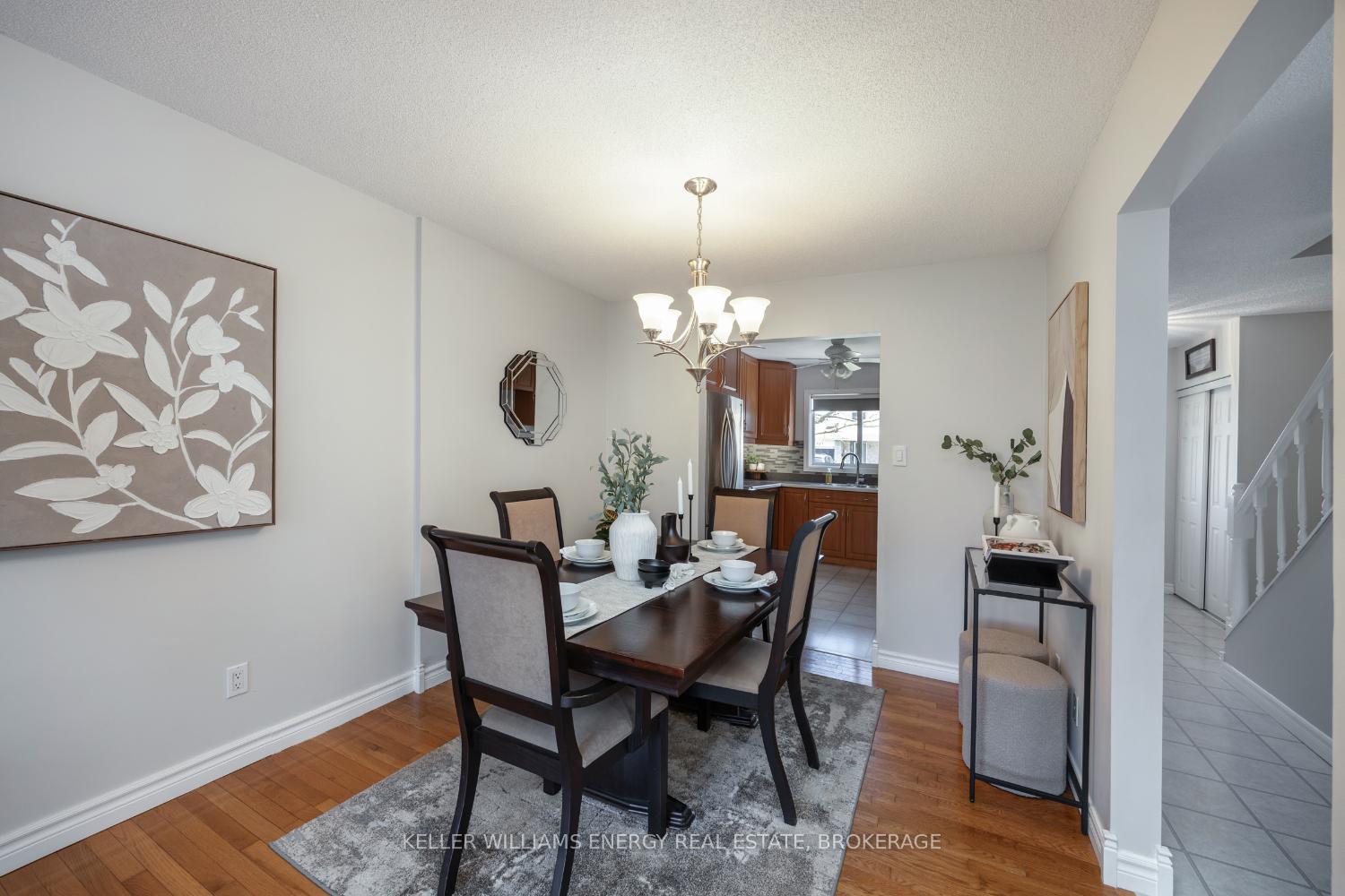 Photo 5 of 820 Finley Avenue, Ajax, South West — HOMEH