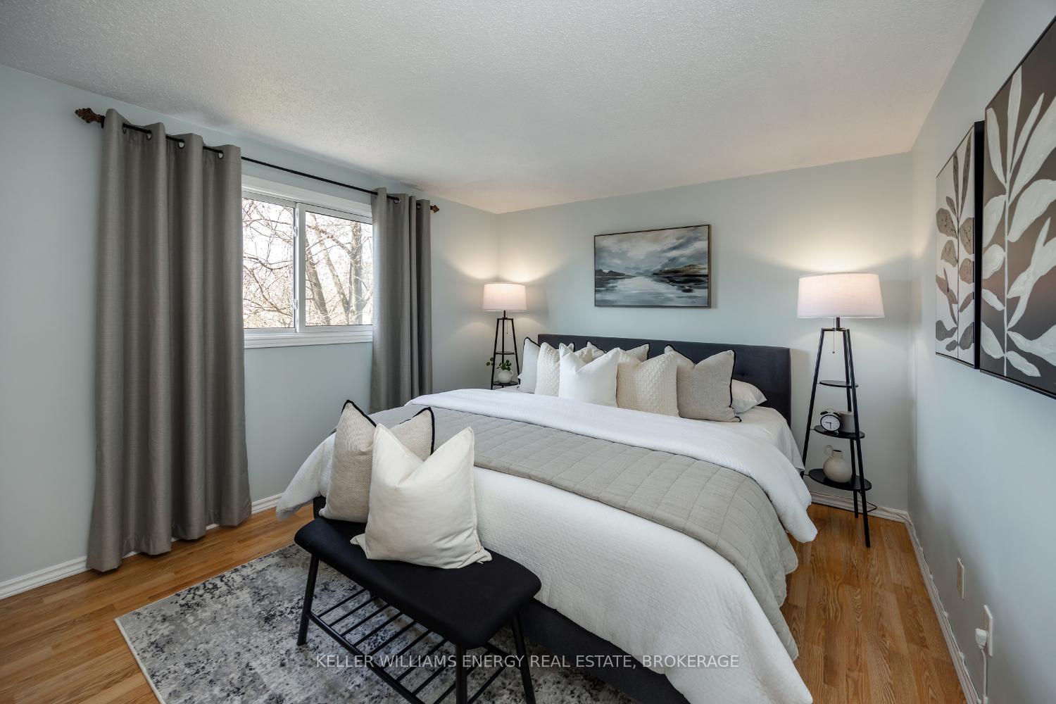 Photo 9 of 820 Finley Avenue, Ajax, South West — HOMEH